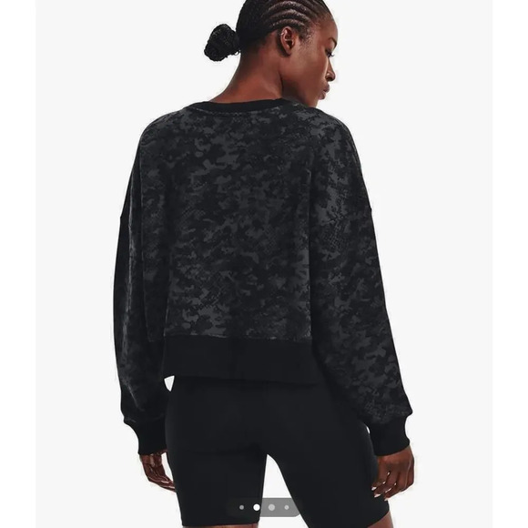 NWT Under Armour Women's XL Black Camo Crewneck Fleece Loose Fitting Sweatshirt - Picture 2 of 9